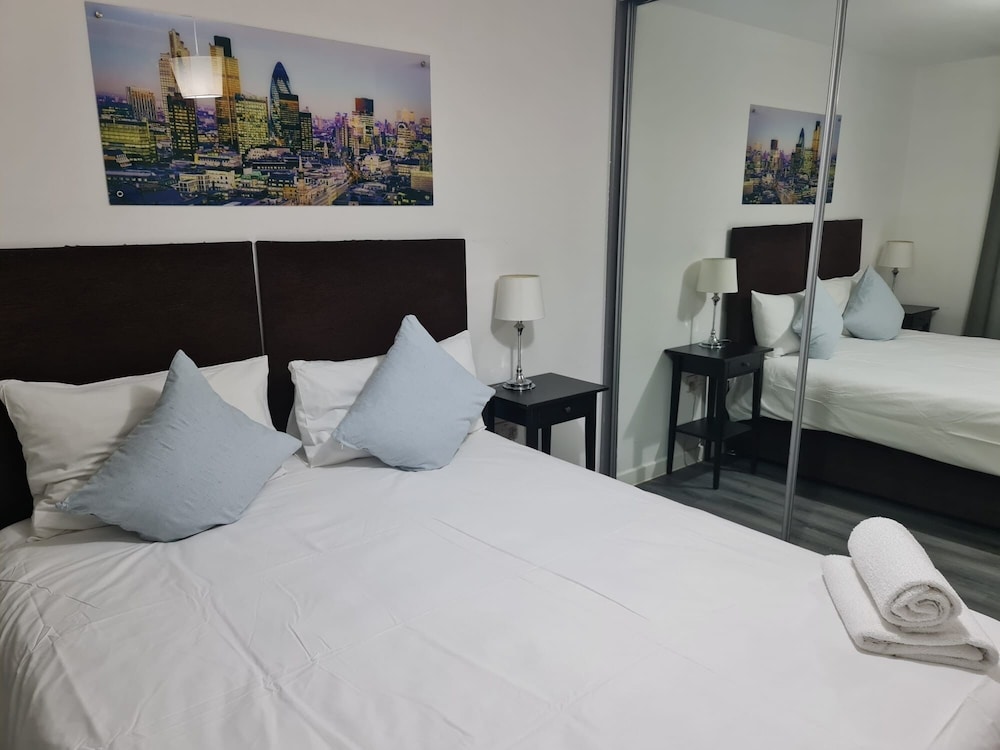 Stratford Luxury Apartments