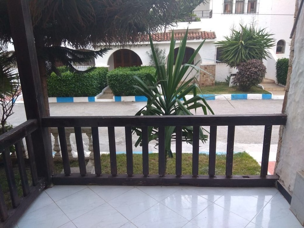Residence Narjisse Martil Corniche