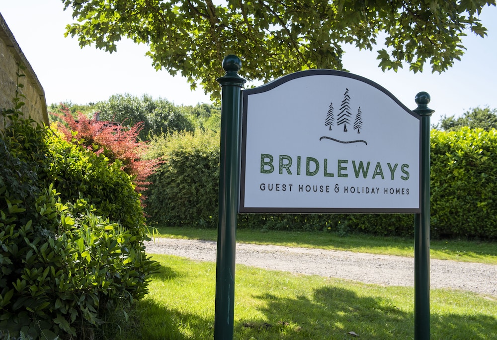 Bridleways Guest House & Holiday Homes