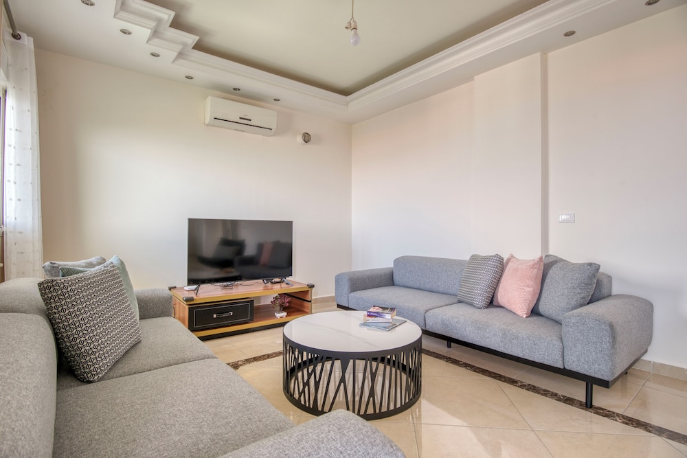 Veil 3-Bedroom Apartment in Aley