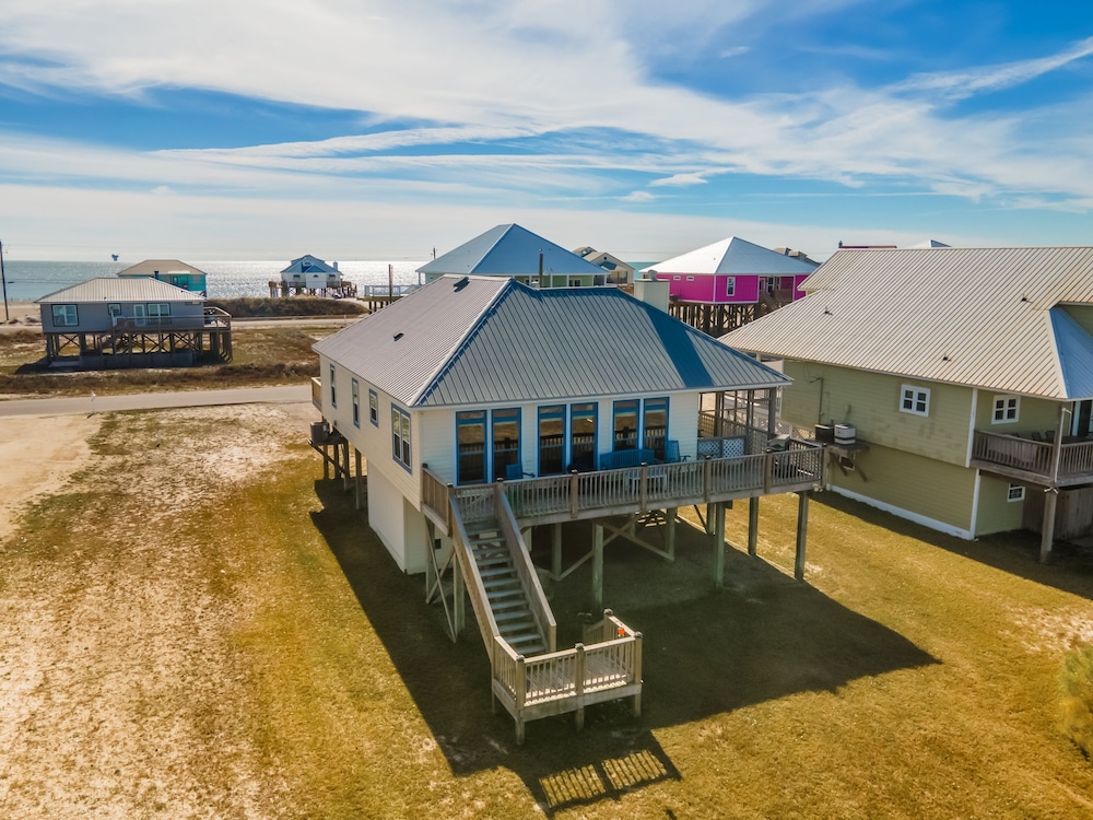 Casa Nova - 2602 Bridgeview 3 Bedroom Home by RedAwning view 5
