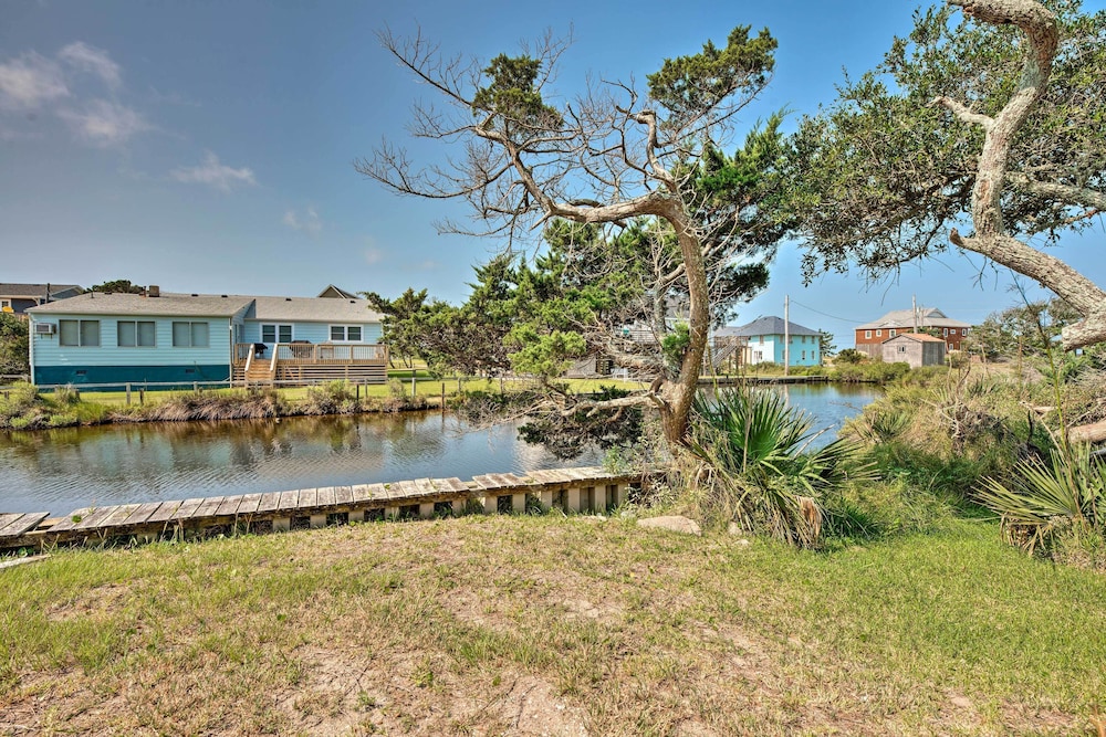 Quiet Hatteras Duplex With Decks ~ 1 Mile to Beach