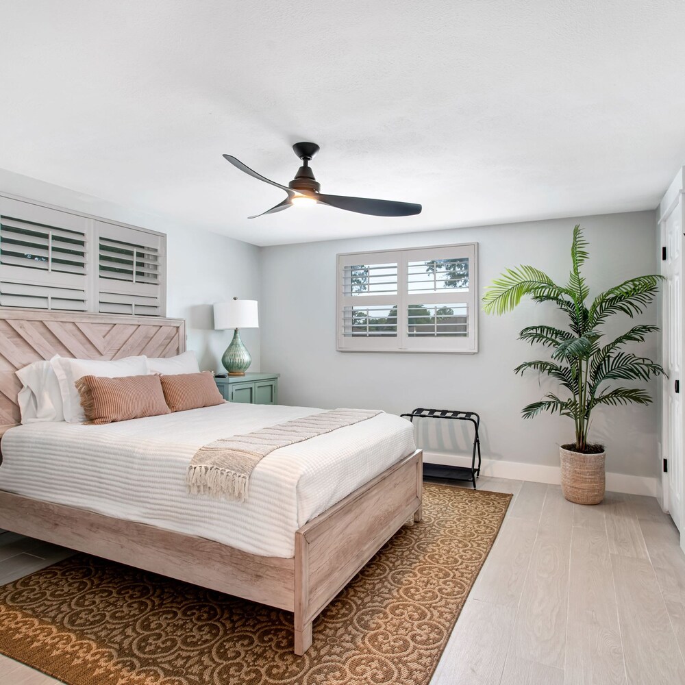 Sarasota Resort-like Living Near Siesta Key For 10