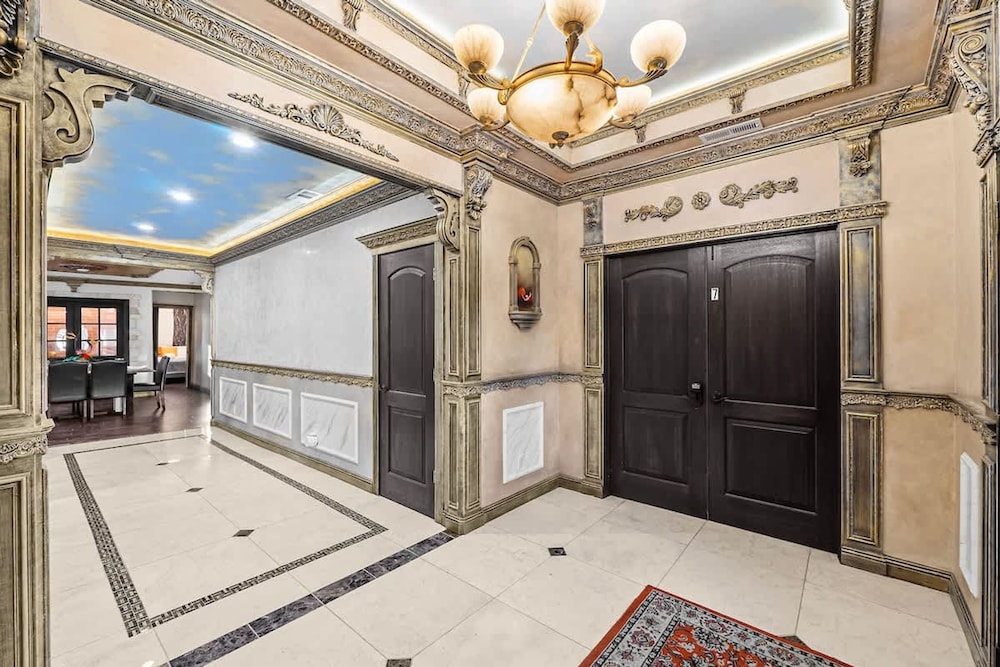 Spaciour 4Br 4bth Stunning House With Free Parking