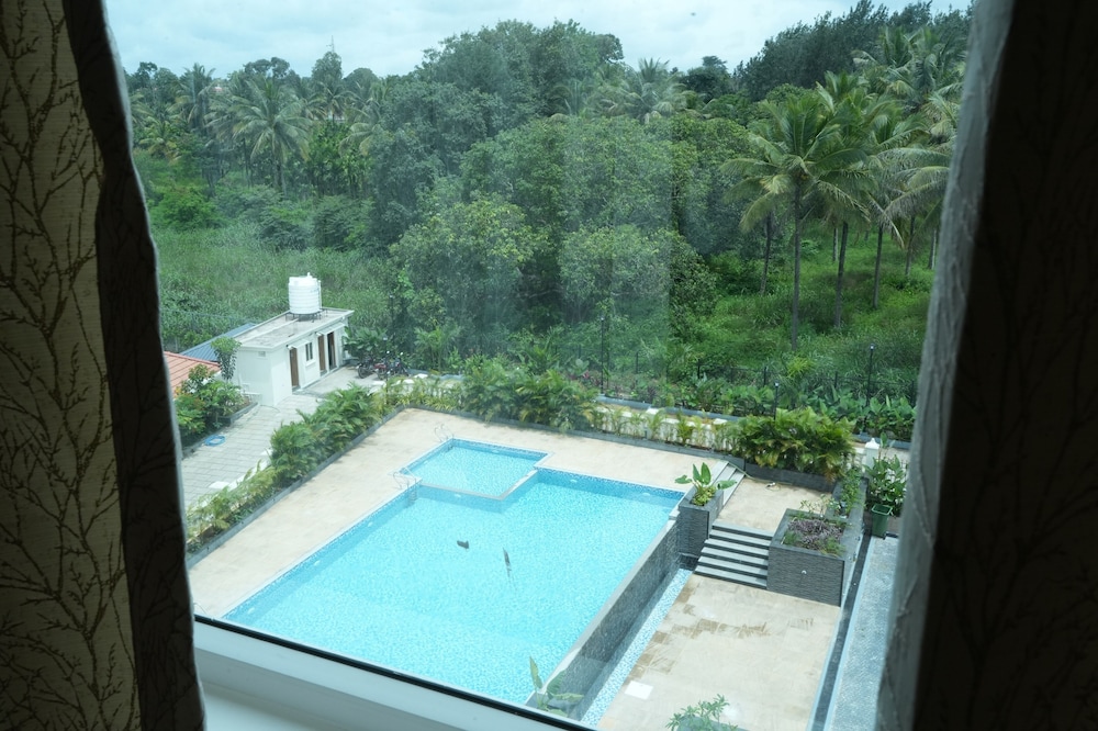 Captains Crown Hotels And Resorts
