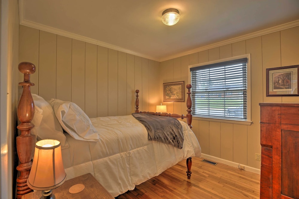 Lexington Vacations - Lexington Family Home 2 Miles to UK Campus! - Property Image 22