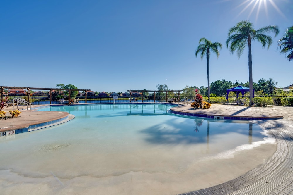 11 Mi to Disney: Pet-friendly Aviana Resort Home!