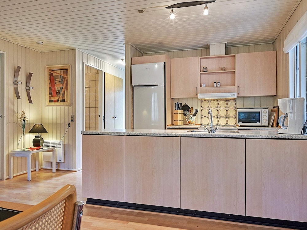 6 Person Holiday Home in Aakirkeby view 4