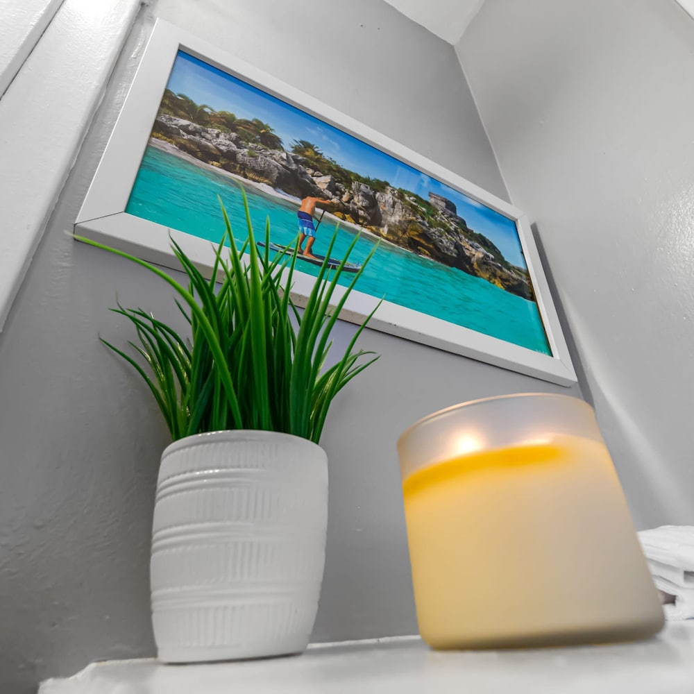 Bankers Hill Hideaway With AC Views and Parking