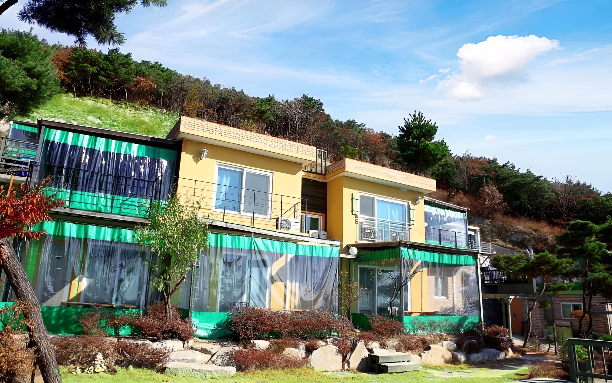 Seokmodo Haebichi Pension