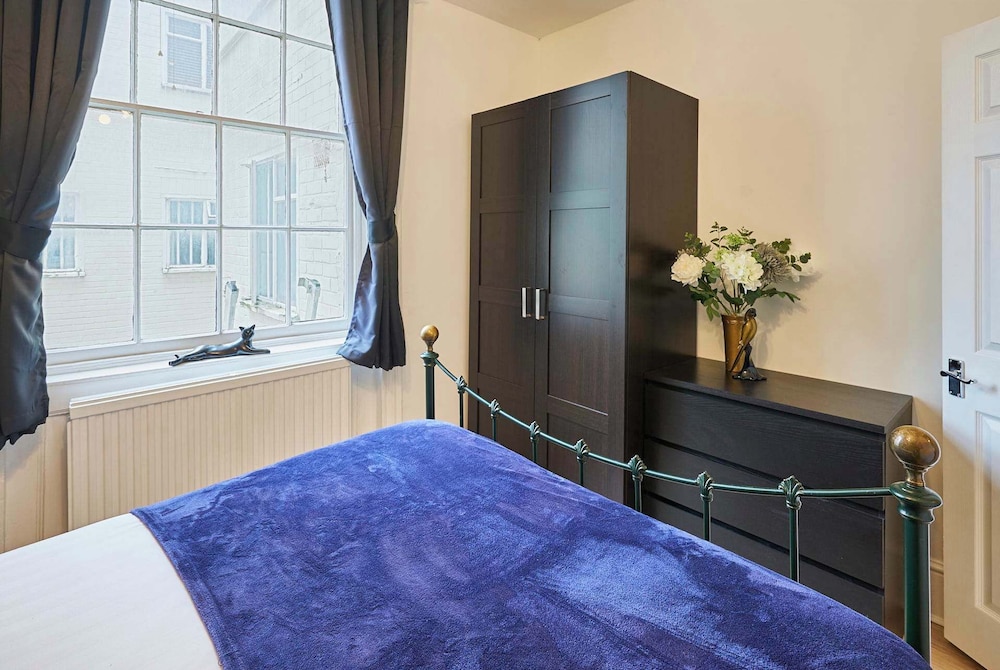 Host Stay Grand Parade Apartment