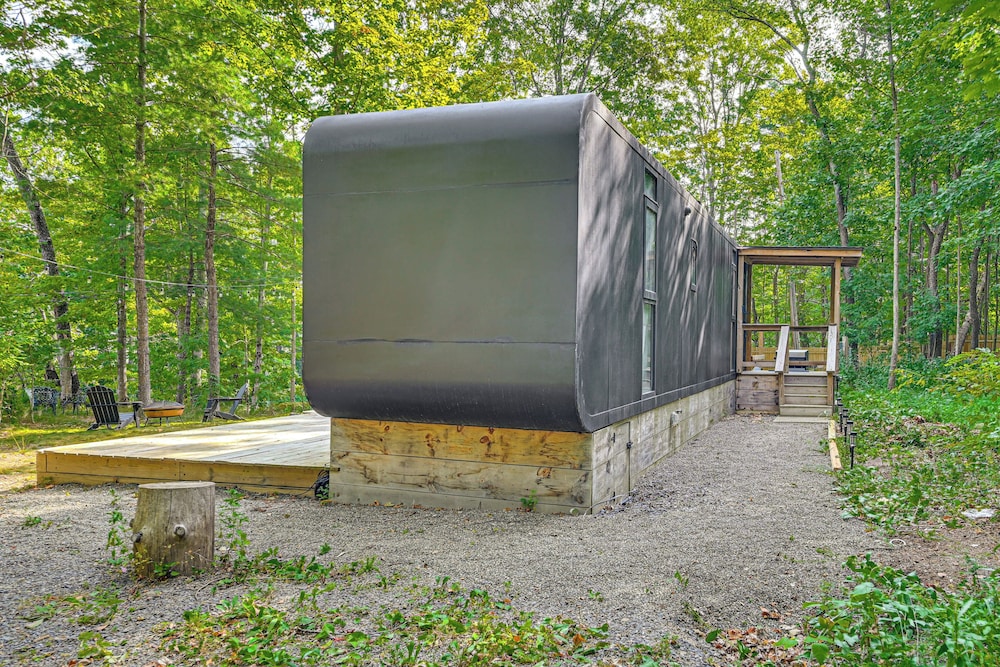 Waterfront Durham Getaway w/ Deck & Trails!