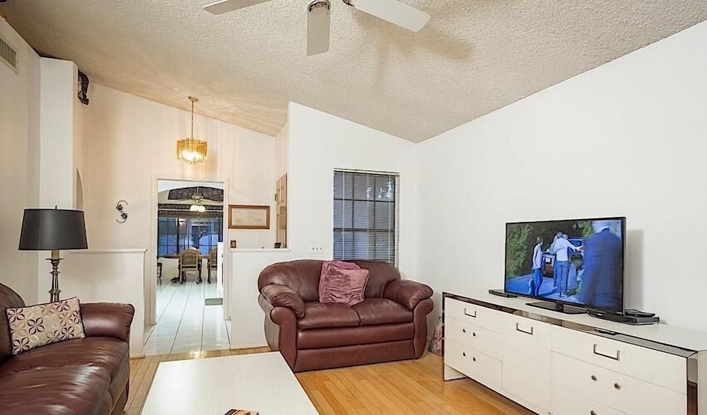 Take It Easy By Signature Vacation Rentals