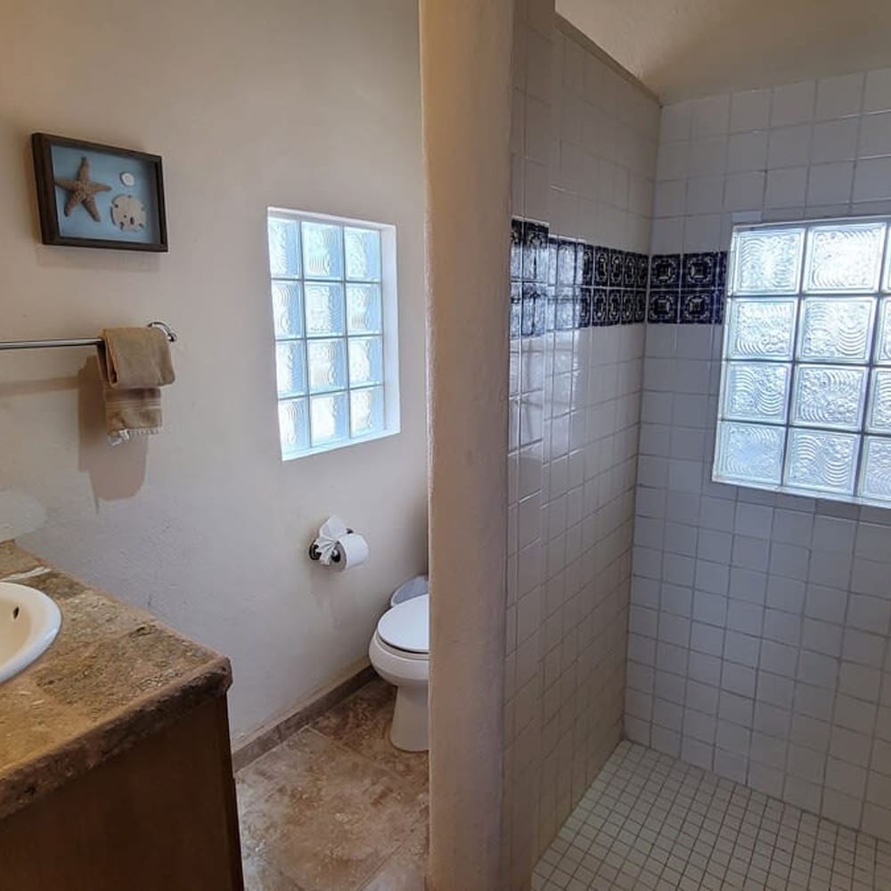 Casa Evita 4 Bedroom Beachfront Home