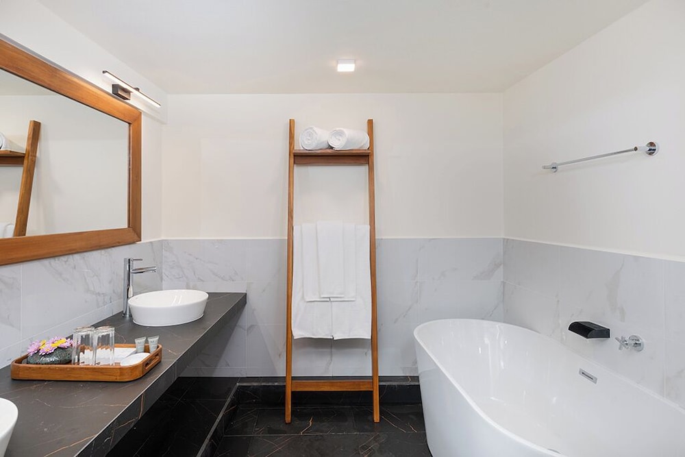 Heavensa Villas and Suites by The Clarks