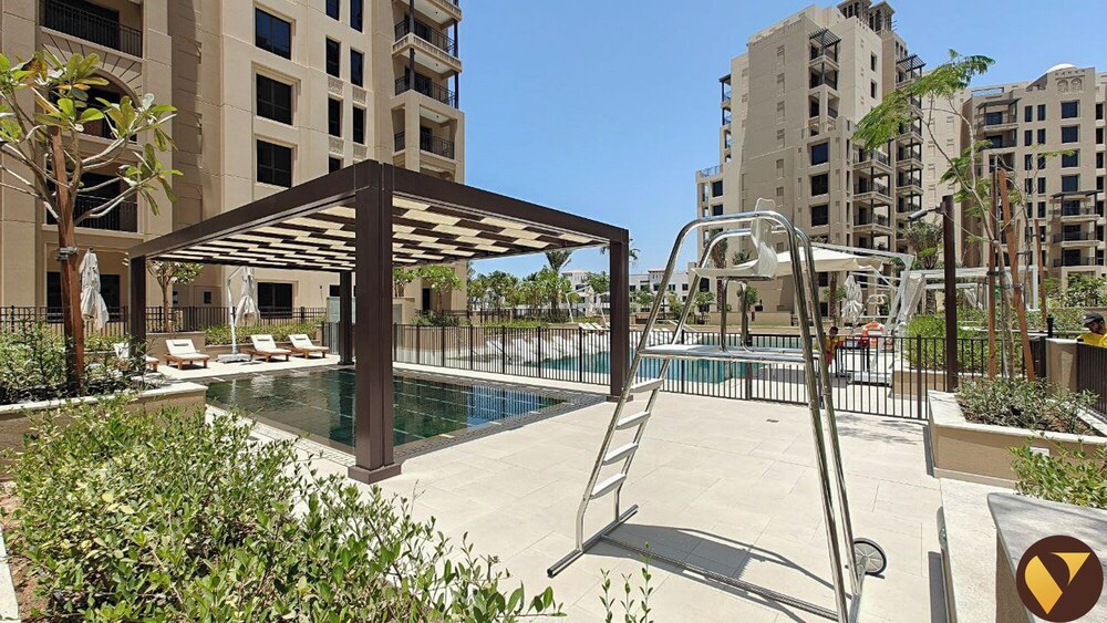 Elegant MJL Pool View Near Burj Al Arab