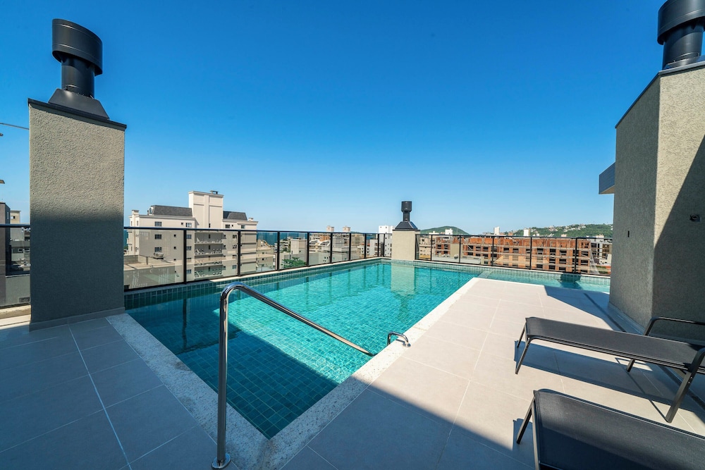 Sunny Flats 103 - Piscina Bombinhas