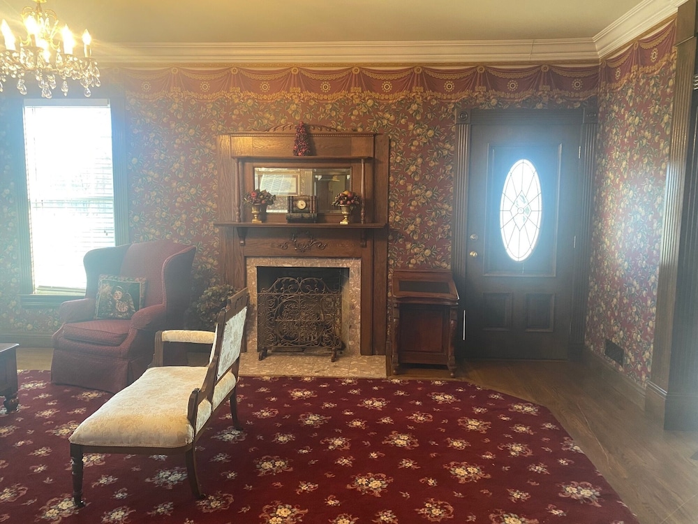 Apple Crest Inn