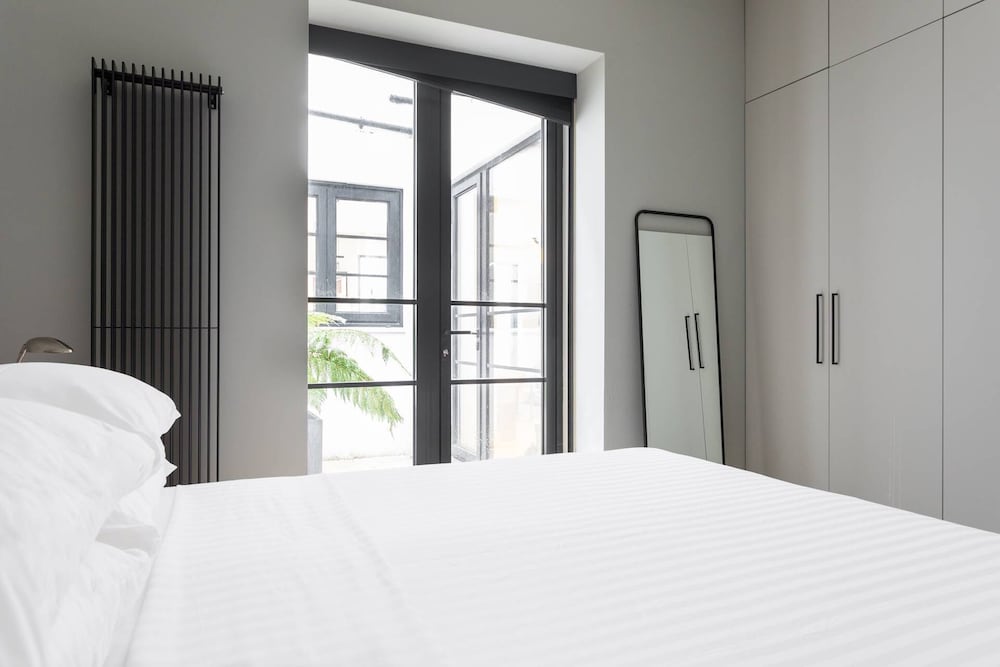 Redcliffe Square XII by Onefinestay