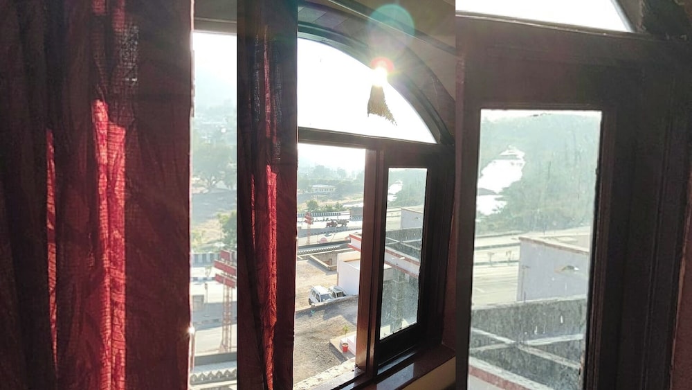 Mangal Murti Hotels Pvt. Ltd.