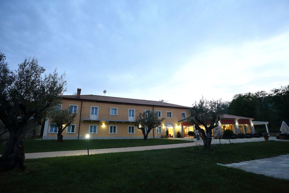 Agriturismo Creta Rossa
