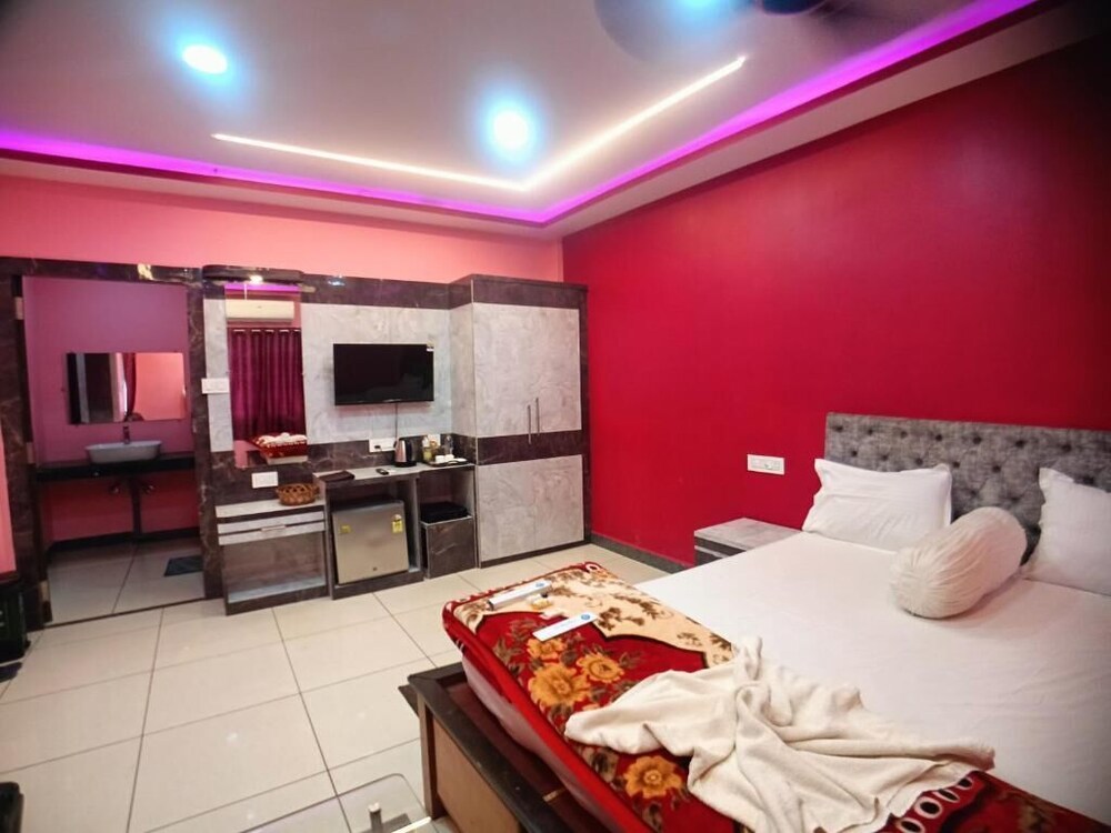 CHUTI BEACH REOSORT