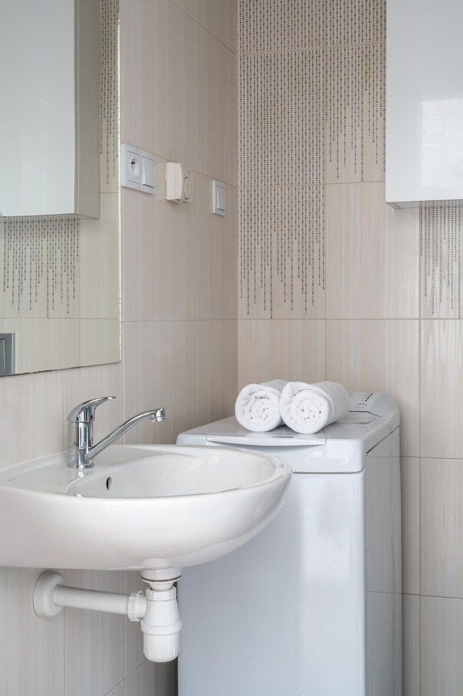 Przytulny apartament KOLEJOVA 13