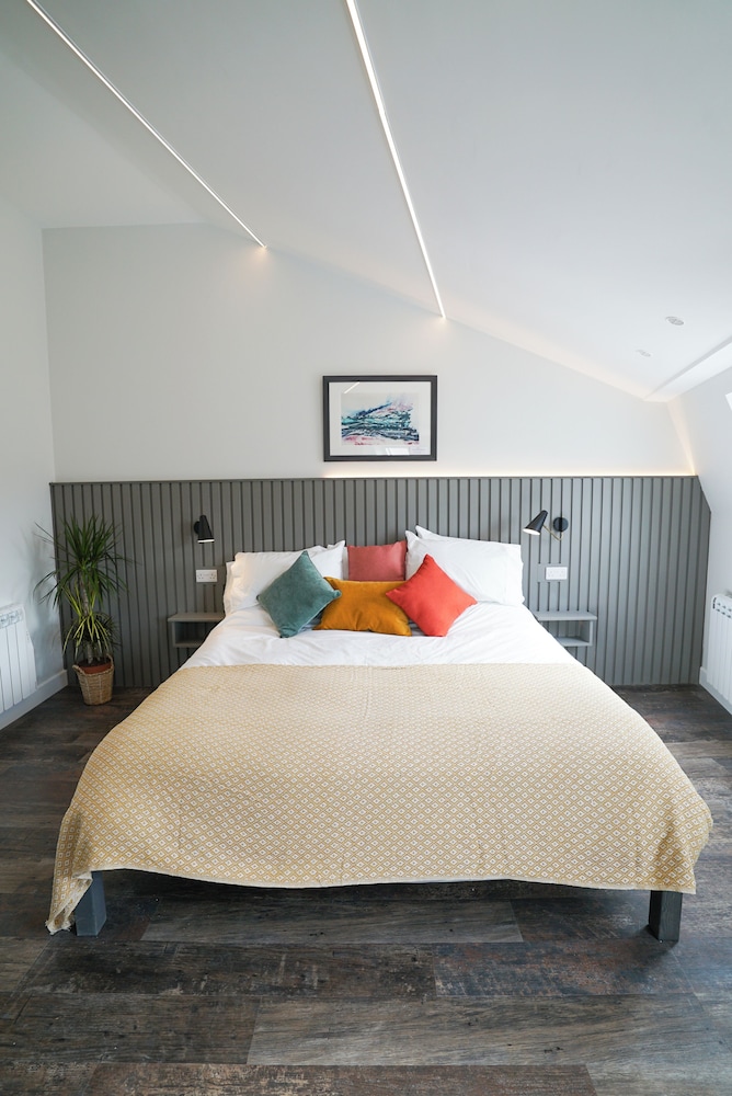 Sgwar-Boutique Rooms