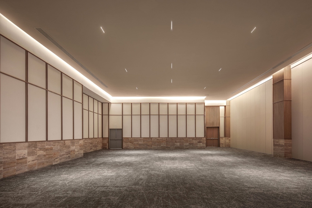 Santo Domingo Vacations - Santo Domingo Marriott Hotel Piantini - New Hotel - Property Image 2