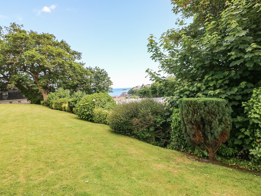 6 Coedrath Park - Swn y Mor
