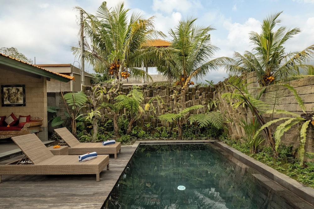 Agrapana Ubud Villa