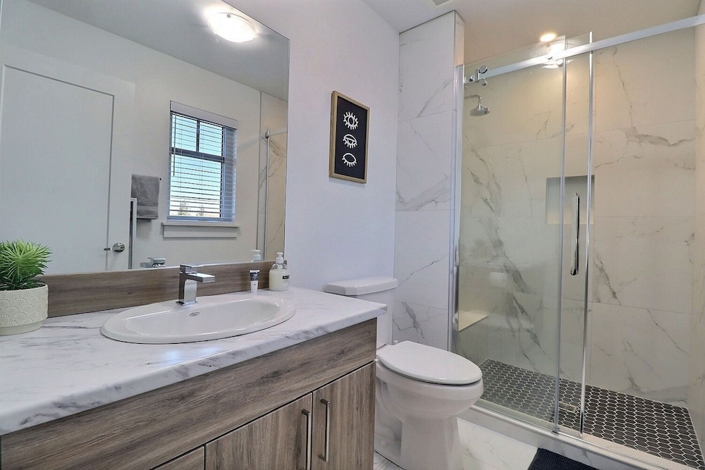 Moncton Vacations - GLOBALSTAY. New 3 Bedroom House in a Quiet Area - Property Image 7