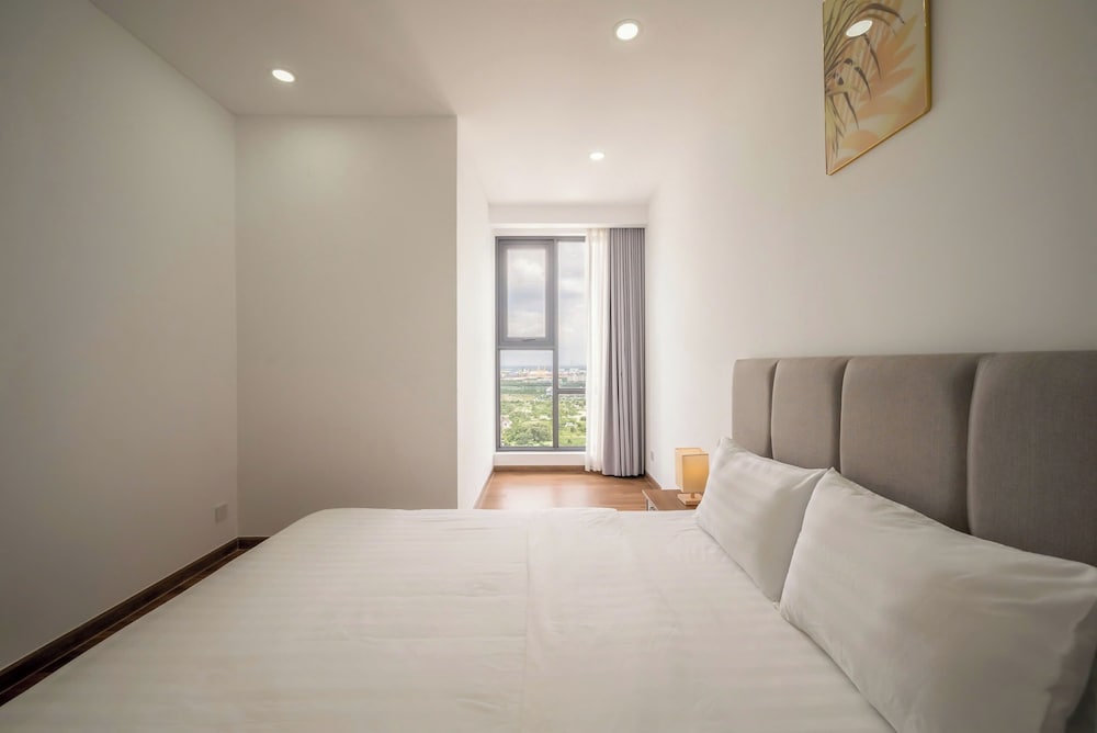 OPAL SAIGON PEARL Premier Residence