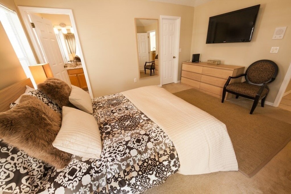 Amazing Conservation View From Pool- Game Room! 4 Bedroom Home by RedAwning view 2