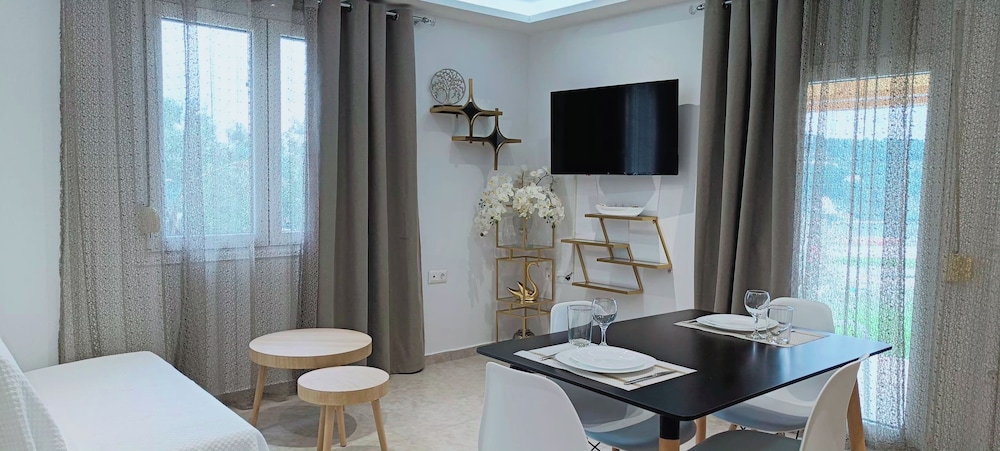 SkyFrame Apartments