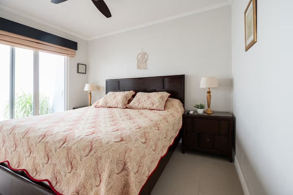 Beautiful Condo Just Steps From Avenida Escazu in an Unbeatable Location