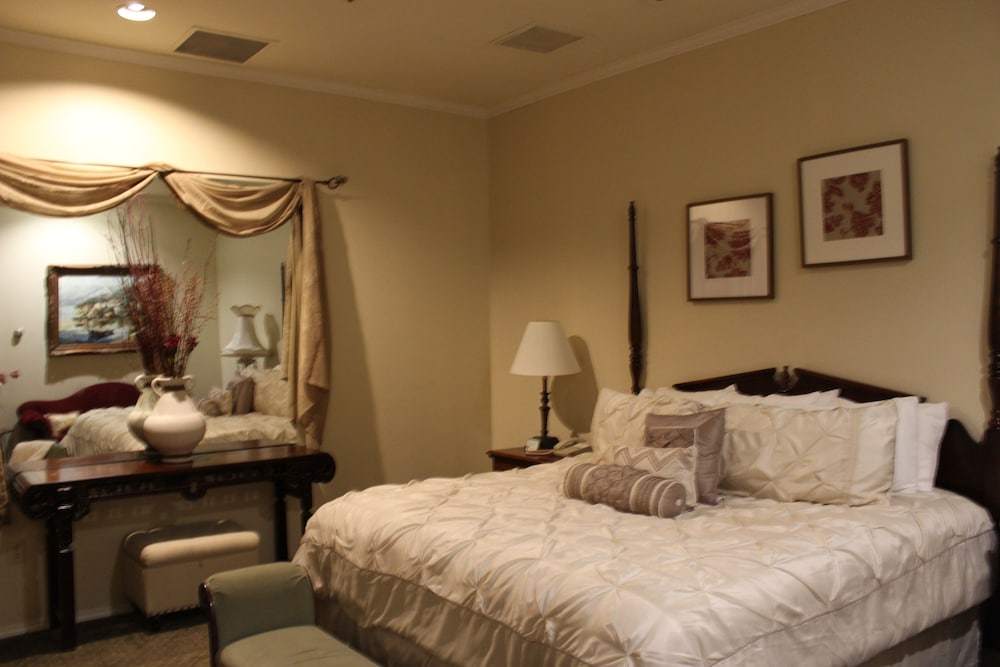 Hotel Chester - Property Image 9