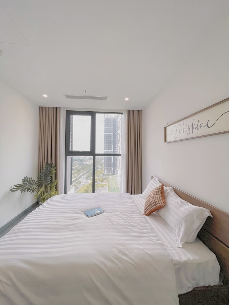 Vinhomes Ocean Park Apartment Ha Noi - 20 October Homestay