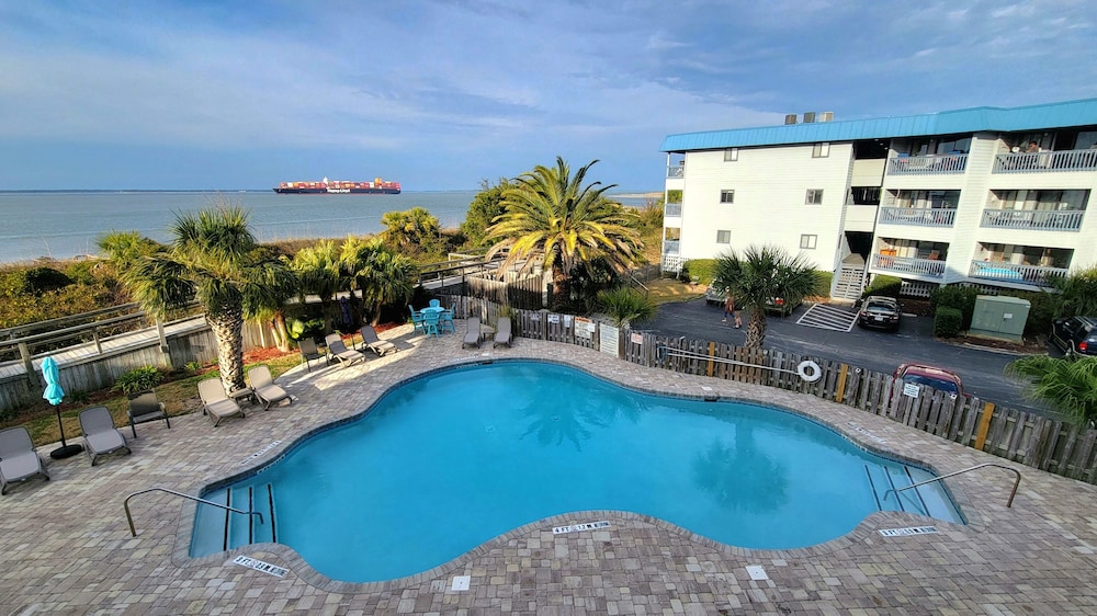 Bay View Villas 2 by Tybee Vacation Rentals