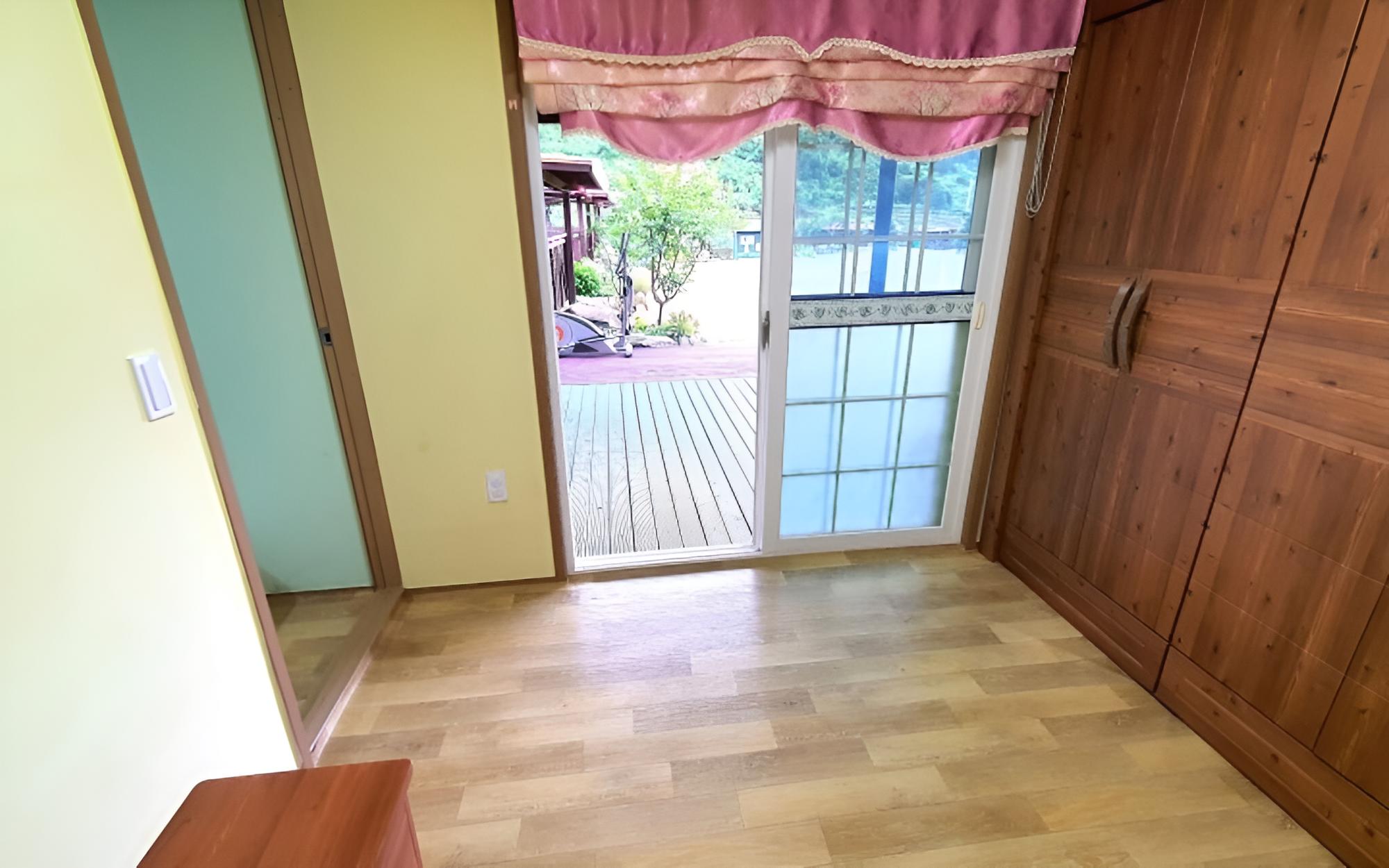 Hadong Sansuae Pension