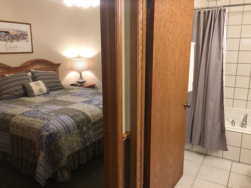 Bay Breeze Resort