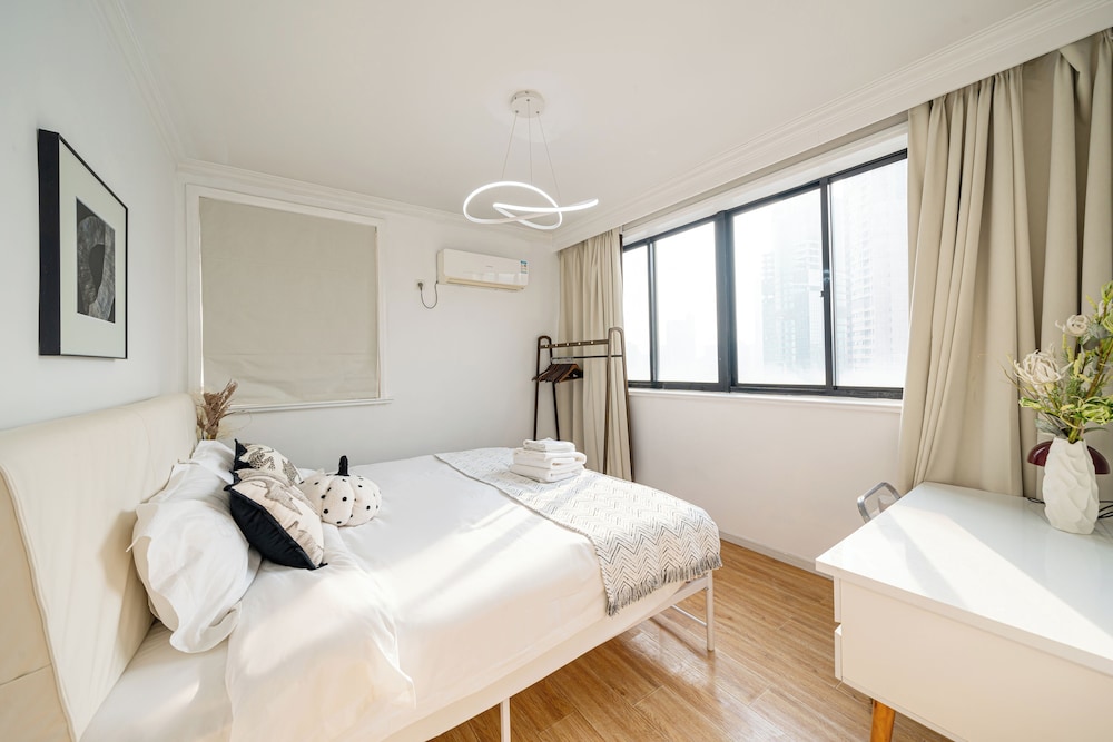 CityHome-4BRs 2Baths People's Square