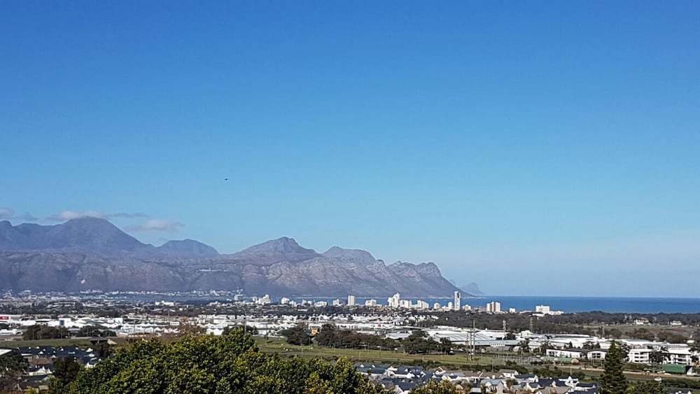 Bay View Guest House Somerset West