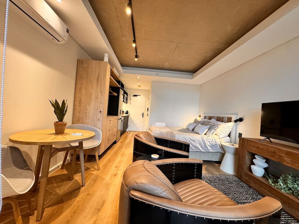 Luxury Living in Sleek Studio