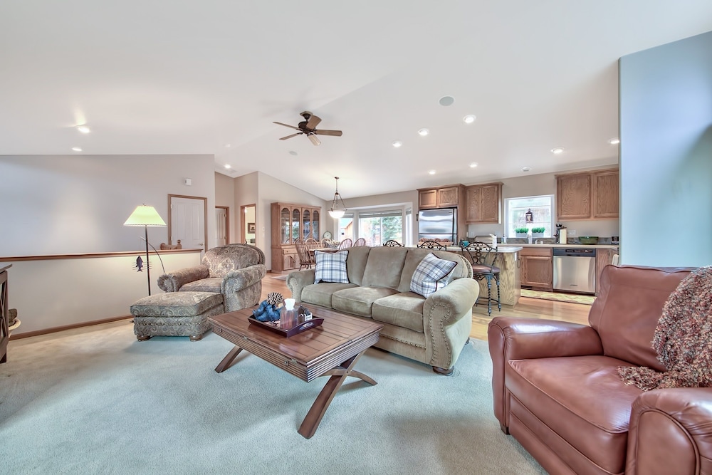 2272l The Lupine Lodge 3 Bedroom Home