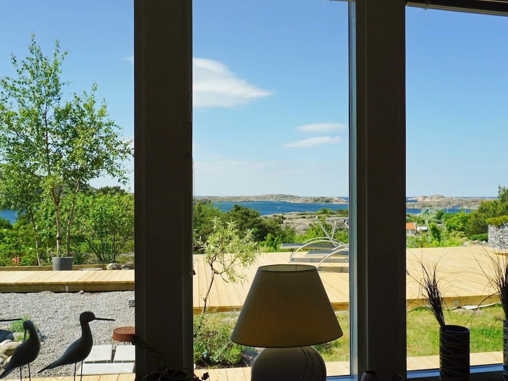 4 Person Holiday Home in Bovallstrand-by Traum