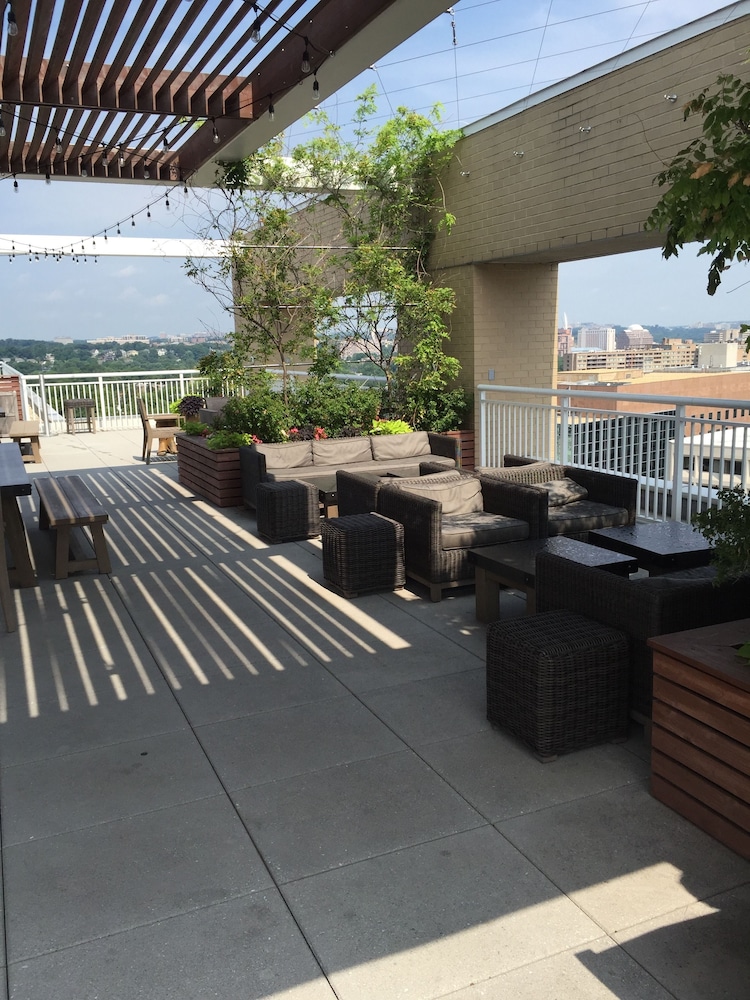 Concord by Executive Apartments