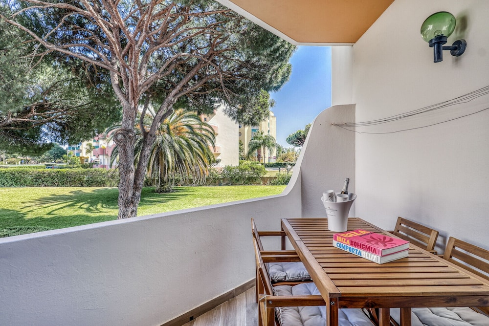 Sunshine Apartment in Vilamoura