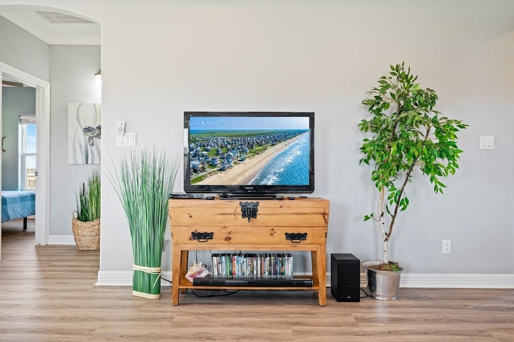 Aqua Splash 3 Bedroom Home