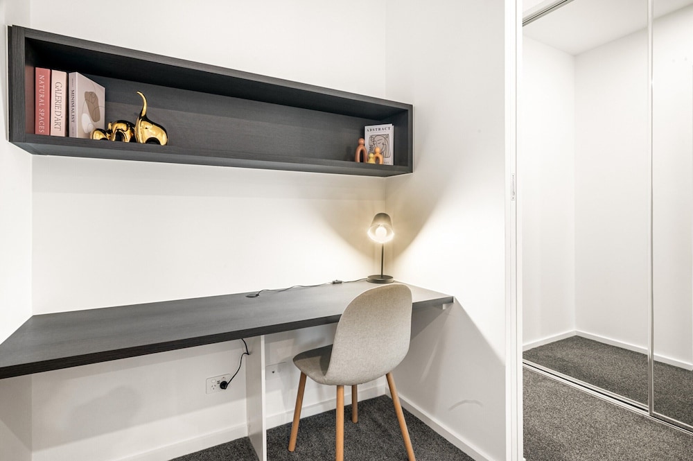 Modern City Views Escape With Gym Access